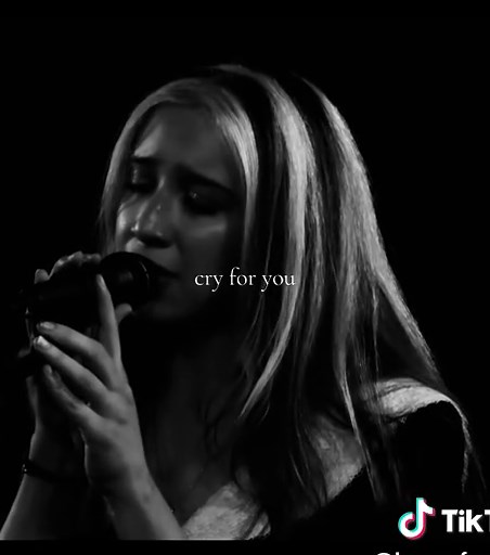 fav #isabellarosa #cryforyou #isabellarosasongs #raven #cryforyouisabellarosa @Isabel LaRosa