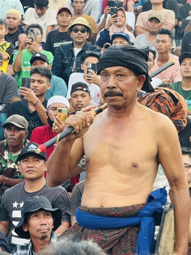 Pertarungan Haji Rizal vs Macan Loreng Lombok