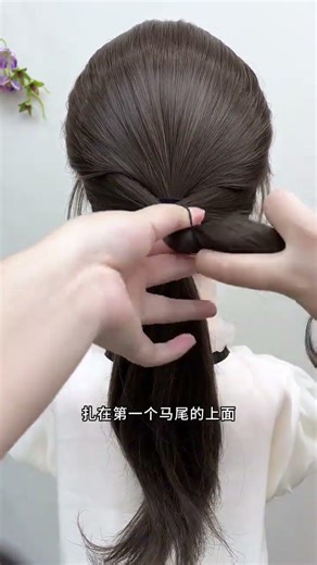 The correct way to tie a low ponytail#Compiled and distributed#Hairstyle tutorial#Low