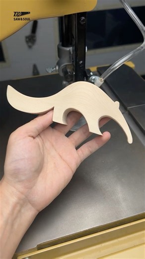 Making a Wooden Anteater on the Bandsaw #sawsoul #bandsaw #woodcarving #woodworking