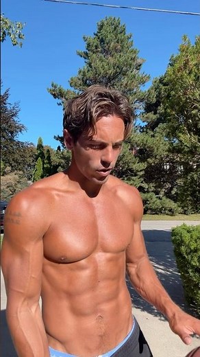 How I stay ripped without tracking calories