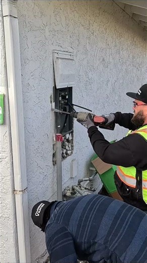 Electrical Panel Upgrade — DONE RIGHT ⚡ #electrician #trades #construction