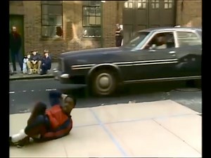 street dance - break machine (1983) « Street Dance » es una canción del grupo de hip hop estadounidense Break Machine , lanzada como su sencillo debut en 1983, de su álbum Break Dance Party (lanzado como Break Machine en el Reino Unido). Se convirtió en un éxito internacional, encabezando las listas en varios países y alcanzando el puesto número tres en la lista de sencillos del Reino Unido . Fue una de las primeras canciones de hip hop comercialmente exitosas y fue producida y coescrita por Jac