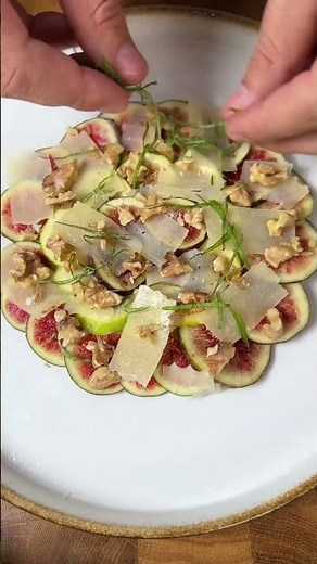Carpaccio di fichi e prosciutto crudo🌱 #sebastianfitarau