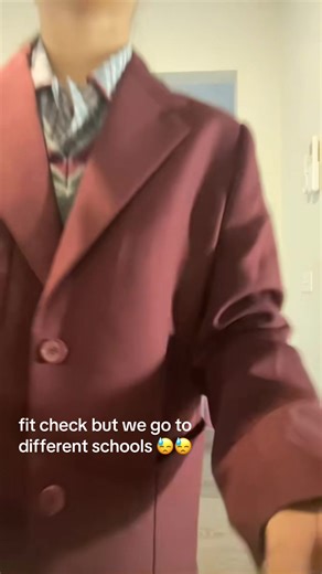 at least we have our hello kitty keychains 🥹 @ᥫ᭡. #firstdayofhighschool