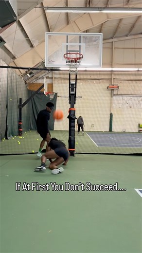 If at first you don’t succeed… #basketball #dunk #dunker #dunking #ballislife #femaleathlete