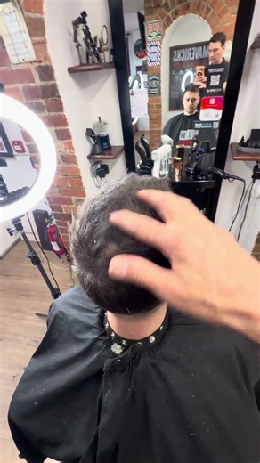 New hair powder = instant volume & texture 💨🔥 game changer!#haircut #hairstyle #haircare #powder