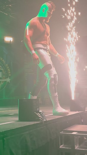 Make sure you turn the pyro off as soon as I pose 🫵 | Dan Archer - Pro Wrestler