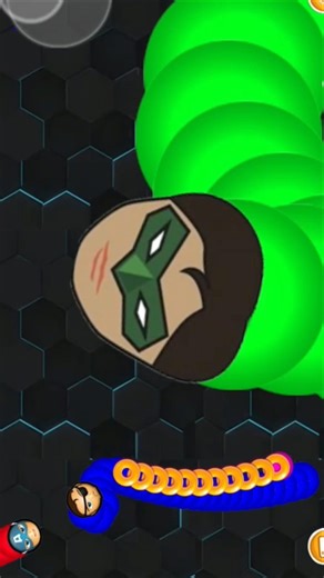 Worm zone io. Crazy Worm. Hero Green Lantern