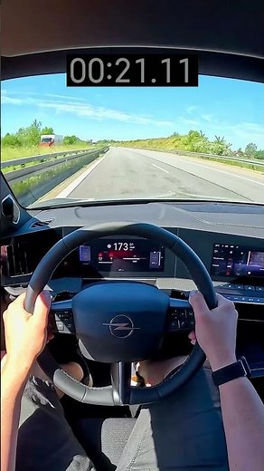 Opel Astra 1.2 Hybrid | 100-200 km/h with 145PS