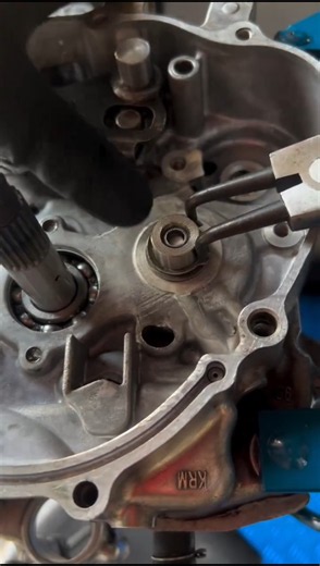 Motorcycle Gearbox Assembly | Complete Engine Rebuild Process 🔧🏍️