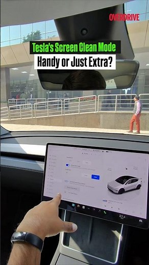 Tesla's Screen Clean Mode | Handy or Just Extra?