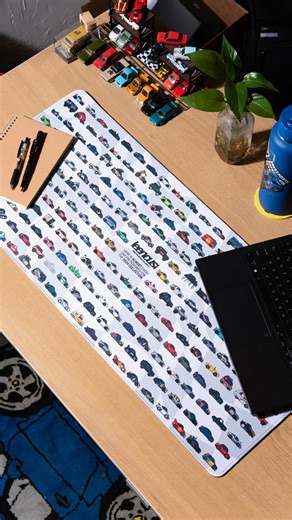 Desktop mat drops at 10a PST ✨ Highlight almost every car I designed for 2024 #leencustoms | Leen Customs