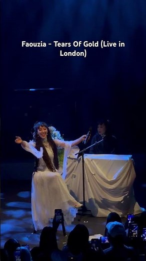 Faouzia - Tears Of Gold (Live in London)