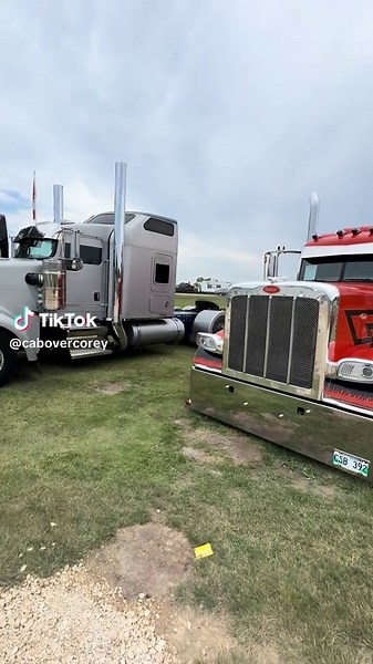Austin Truck Show Highlights: Peterbilt and Kenworth Lineup