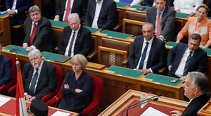 In Hungary, women must listen to 'foetal heartbeat' before having abortion