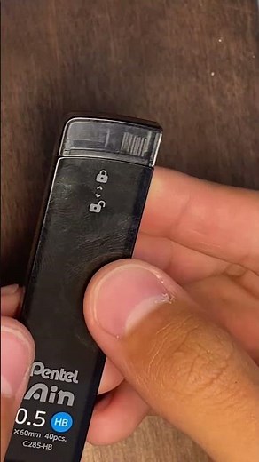 Ainのシャー芯を1本だけ取り出す方法知ってる？