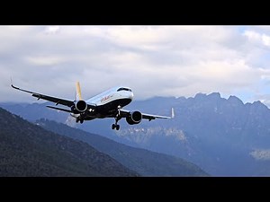 Close-Up: A320's Precision Approach & Smooth Touchdown on Runway 15!