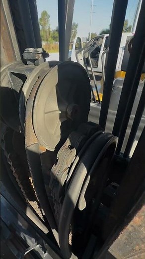 How to rebuild hydraulics #cylinderrebuild #equipmentrepair ￼