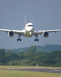 5.5M views · 120K reactions | Four Mega Heavy Landings! ✈️ | Airliners Live | Facebook