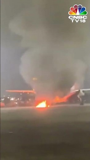 Watch | SpiceJet Airplane Catches Fire At Delhi Airport | CNBC TV18