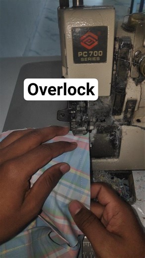 Perfect Overlock Stitching Trick 🧵✂️ |ओव्हरलॅक करण्याची सोपी आणि योग्य पद्धत|#VikasSilaiStyle#Shorts