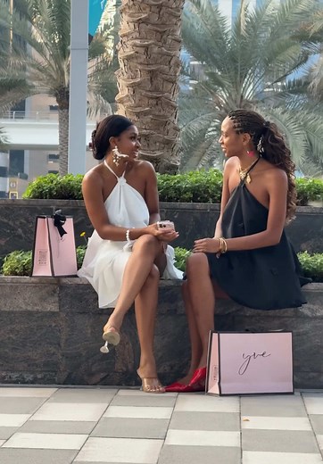 Stylish Backless Dress Outfit Ideas for Girls