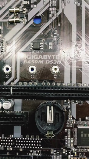 🍿 GIGABYTE B450M - Низкий уровень сигнала APU_PWRGD, не снимается ресет. #ремонтматплата #top #foryou #party #pc