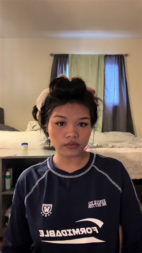 Achieve a Perfect Blowout with Heatless Methods