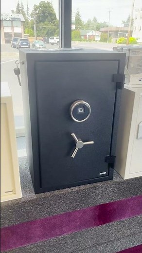 How to Choose the Best Home Safe - Things to Consider, Ratings and More!