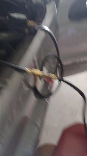 Empty a fuel tank (if the fuel pump is working)