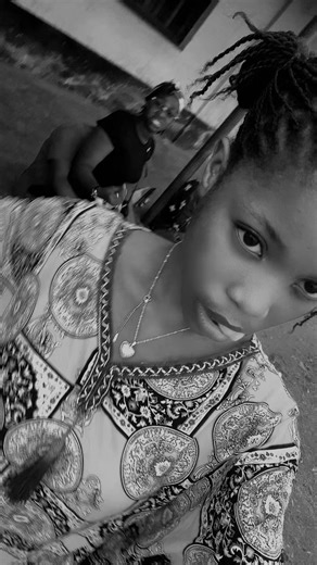 Toluwanimi (@dr.toluwanimi)’s videos with original sound - EAZYMOVE LYRICS