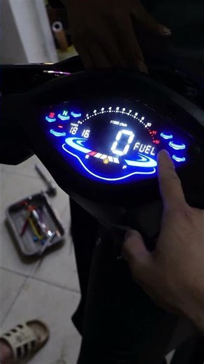 Installing a digital speedometer on a Wave 110.