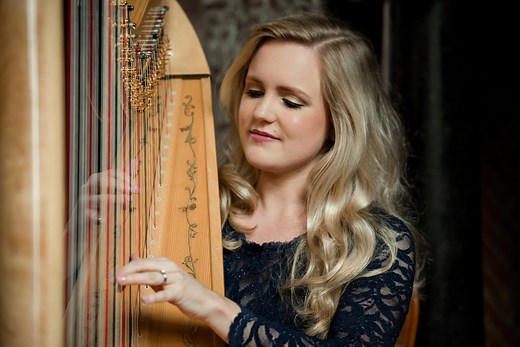 Harpist Booking Guide - 2024 Prices, Advice and FAQs | Encore Blog