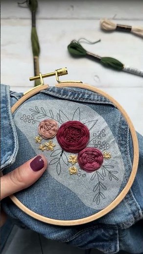 Apply embroidery motif to the fabric🌷