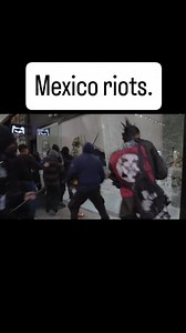Businesses being destroyed in Mexico City during riots over gentrification. Shops, restaurants vandalized in Mexico City anti-gentrification protest. Protesters want gringos out of Mexico. | Real Lexit