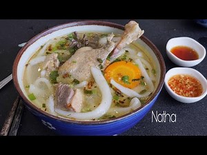 Duck meat noodle soup, a delicious specialty of the Western region, the noodles are made from del...