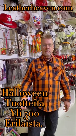 Halloweenia on paljon erilaisia juttuja. Yli 500 erilaista tuotetta olis heti jakoon täällä Forssassan liikkeessä. Netissä tosiaan sen 460 eri tuotetta tulee vastaan, kun klikkaat tosta linkistä. https://www.leatherheaven.com/s/search/?keywords=halloween MEGA STORE Forssa Leather Heaven PÄÄKALLOPAIKKA Forssa Perkiöntie 11 ma-to 9.00 - 17.00 perjantai 9.00 - 18.00 lauantai 10.00 - 17.00 sunnuntai 12.00 - 16.00 vielä tän viikon. | Leather Heaven