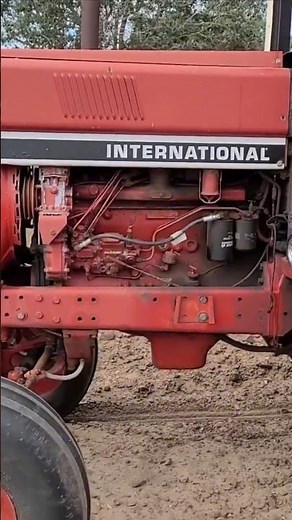 International Harvester 1486 #tractor #engine #tractors