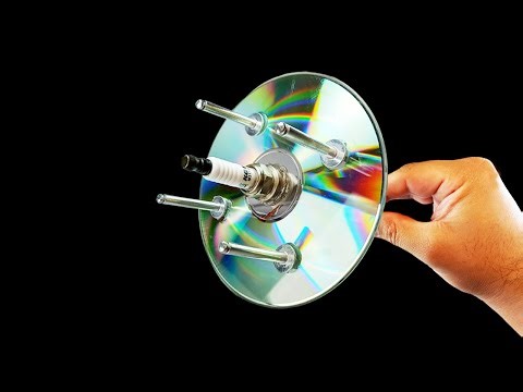 How to make a powerful ANTENNA from SPARK PLUG at home! all the channels will be unlocked Full HD