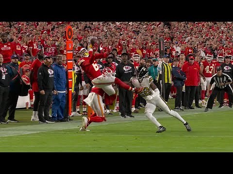 Bryan Cook makes insane one handed INT off Carr's heave pass