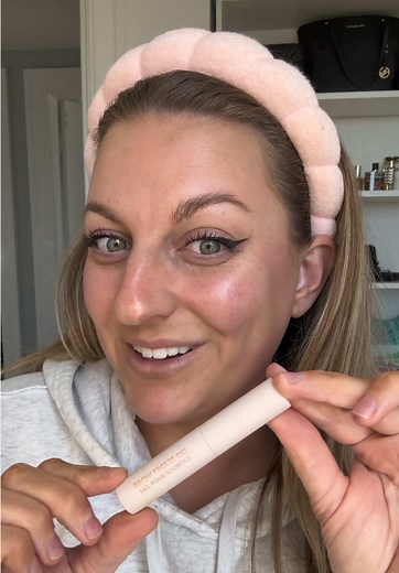 Anastasia Brow Freeze Gel Review and Application Tips