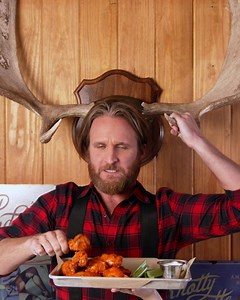 238K views · 79 reactions | Whether you want a half dozen or enough to feed the team, the Twin Peaks Wings menu is a game changer. | Twin Peaks Restaurants | Facebook