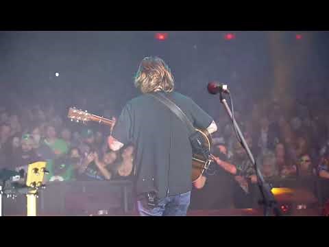 Billy Strings - "Honey You Don't Know My Mind" Cover Live at The Capitol Theatre | 2/3/2022 | Relix