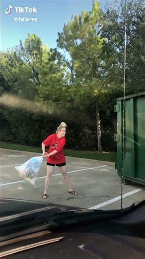 This escalated quickly 😳 Wait till the end 👀 #shorts #viral #funny #crazy #wtf #unexpected