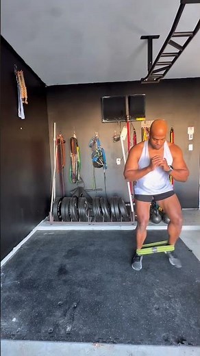 Master the Banded Lateral Walks for Strong Glutes & Stable Hips! (Glute Activation Guide)