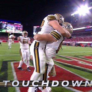 Drew Brees has completed passes to NINE different receivers, including this touchdown to Adam Trautman! 📺: #NOvsTB on NBC 📱: NFL app // Yahoo Sports app: https://bit.ly/2Iks6pM | NFL