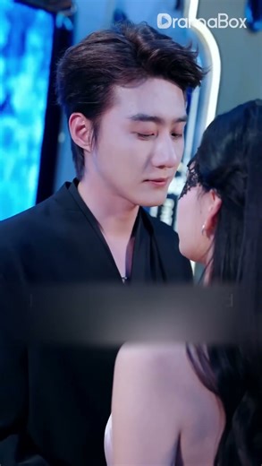 He just wants to approach her!##fge93 #zhaozhendong #shorts #Chinesedrama #cdrama #drama #dramaclips