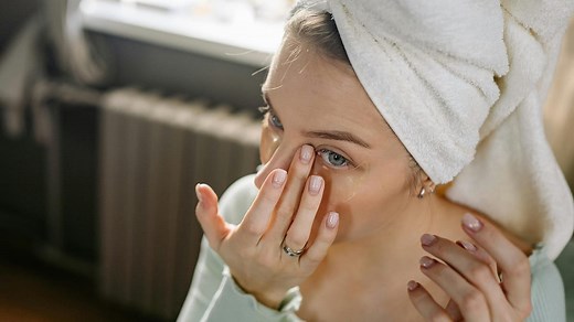 Pattes d'oies: Voici 8 soins ciblés pour prévenir l'apparition des rides autour des yeux