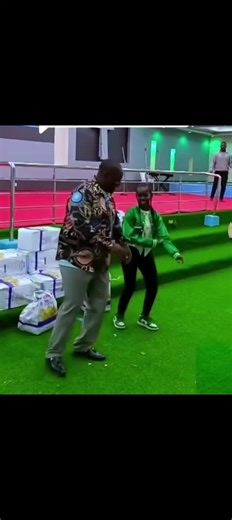 Sky teaching baba some moves #keilanmailo #kelan_maloba